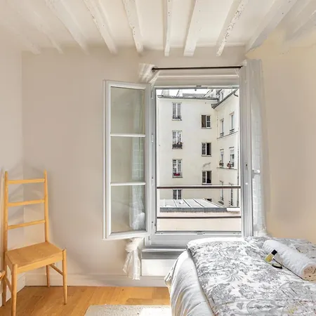 Guestready - De Charme Dans Le Centre De Ix Apartmán