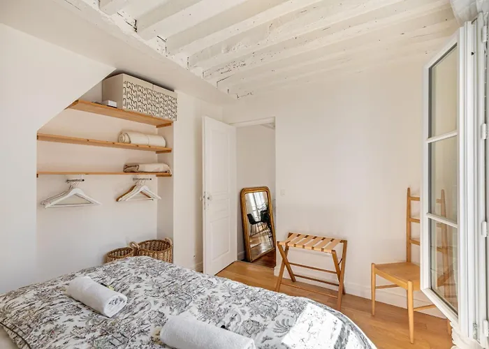 Guestready - De Charme Dans Le Centre De Ix Παρίσι